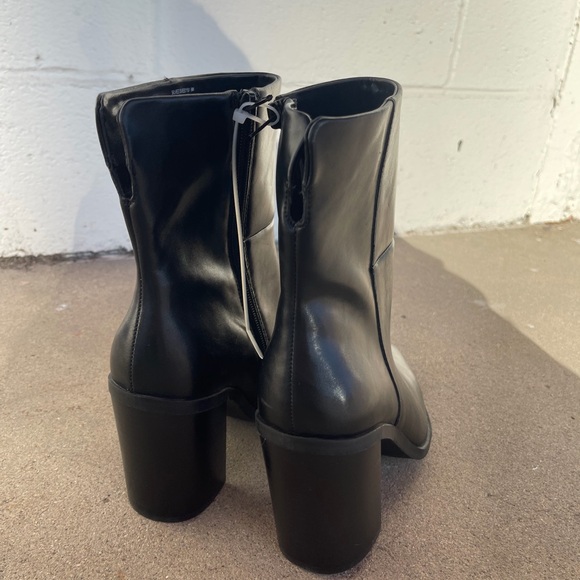 New Steve Madden Elene Block Heel Leather Ankle Boot Size 9 - Picture 4 of 7